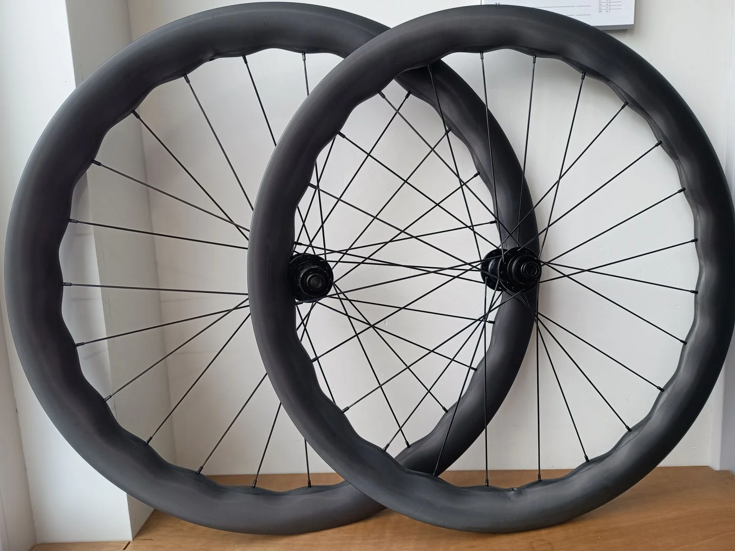 Luther R5045 Wave